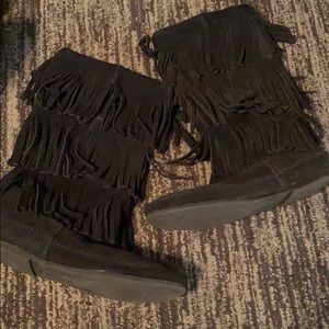 Minnetonka Fringe boots